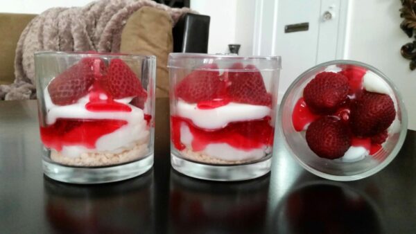 strawberries Parfait Candle